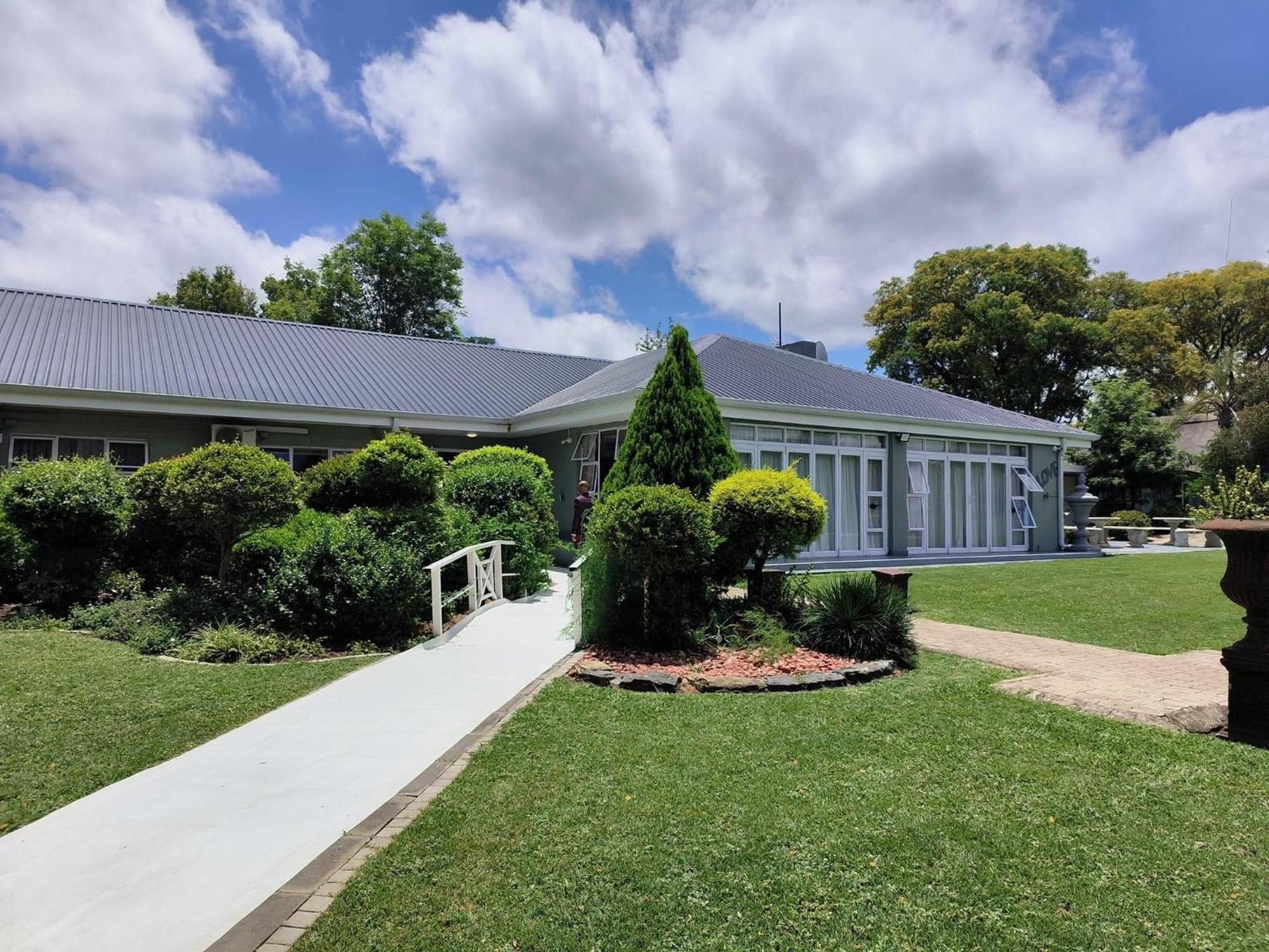 Nauntons Guest House & Wedding Venue Ladysmith Exterior photo