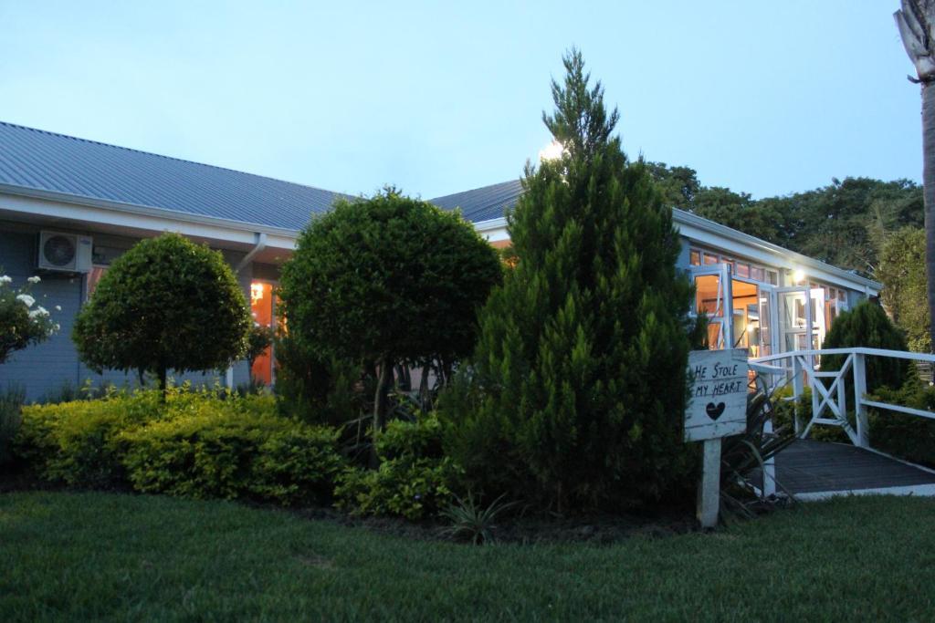 Nauntons Guest House & Wedding Venue Ladysmith Exterior photo